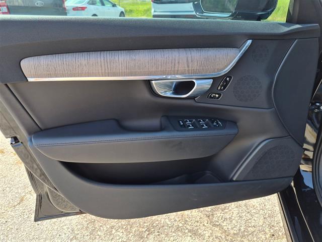 2024 Volvo S90 - $29,895