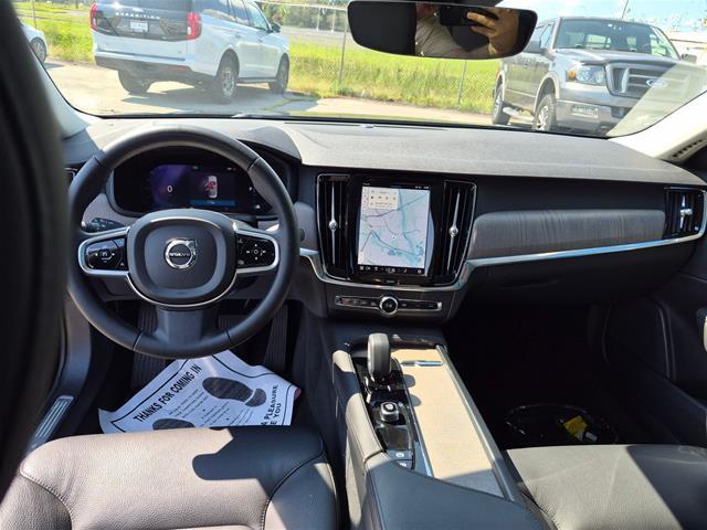 2024 Volvo S90 - $29,895