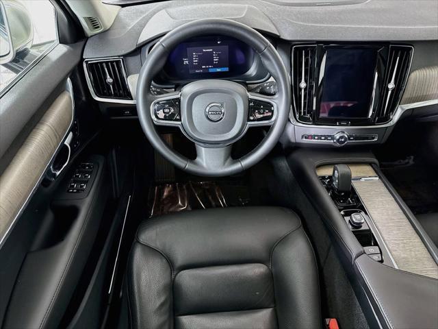 2023 Volvo S90 - $35,998