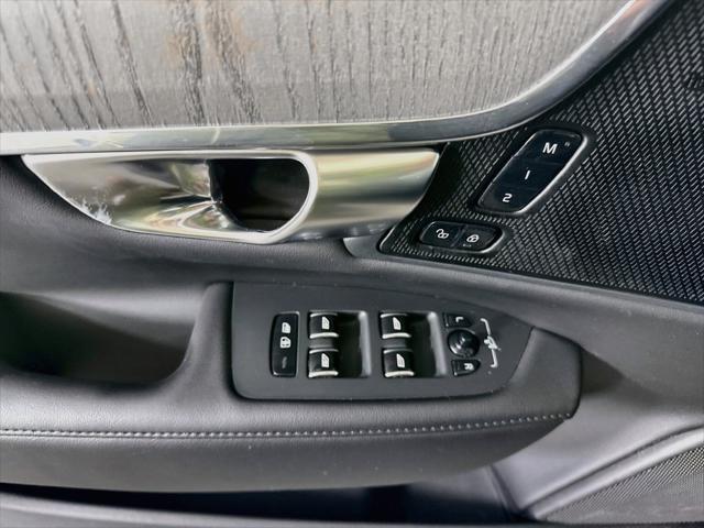 2023 Volvo S90 - $35,998