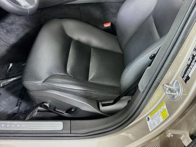 2023 Volvo S90 - $35,998