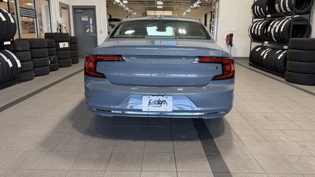 2023 Volvo S90 B6 Plus