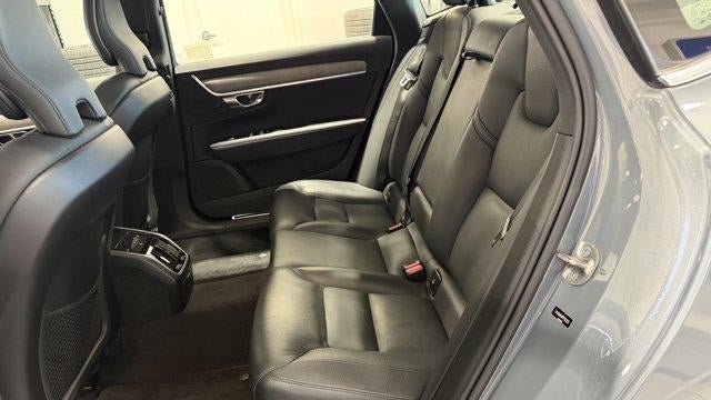 2023 Volvo S90 B6 Plus