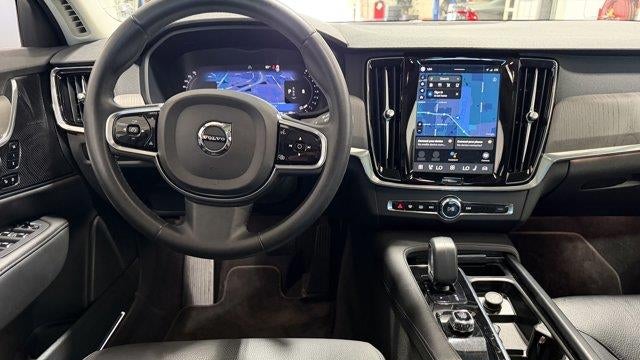 2023 Volvo S90 B6 Plus