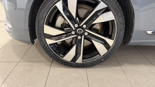 2023 Volvo S90 B6 Plus