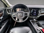 2018 S90 Thumbnail 3