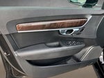 2018 S90 Thumbnail 15