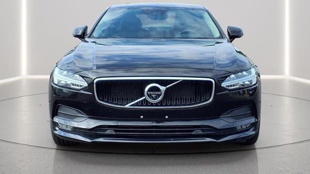 2019 Volvo S90 T6 Momentum