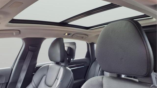 2019 Volvo S90 T6 Momentum