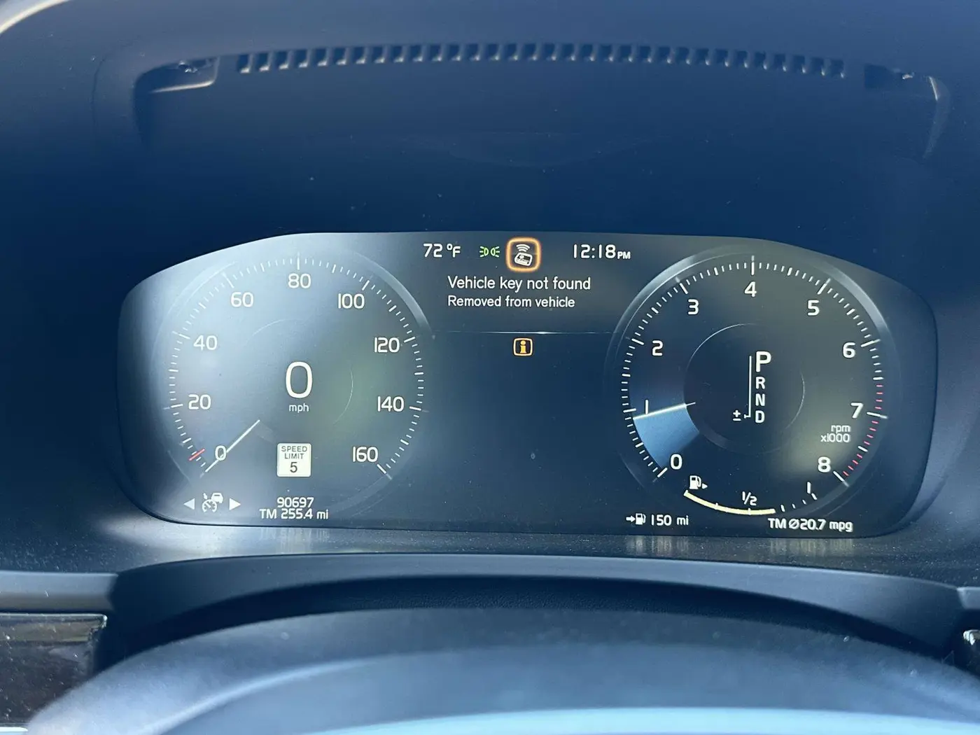 2019 Volvo S90 - $18,000