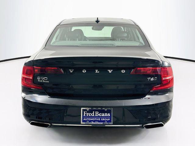 2019 Volvo S90 - $19,122