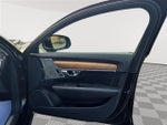 2018 S90 Thumbnail 19