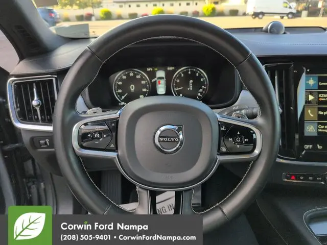 2020 Volvo S90 - $24,582