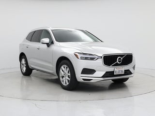 2019 Volvo XC60 with Bright Silver Metallic Exterior