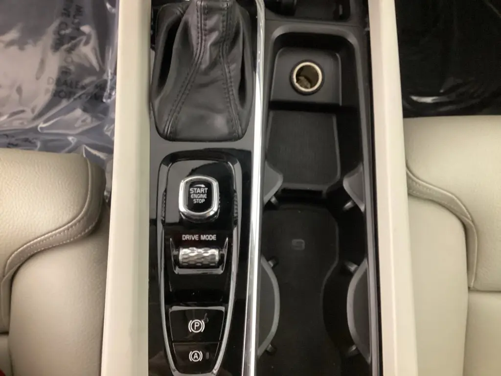 2019 Volvo XC60 - $20,767
