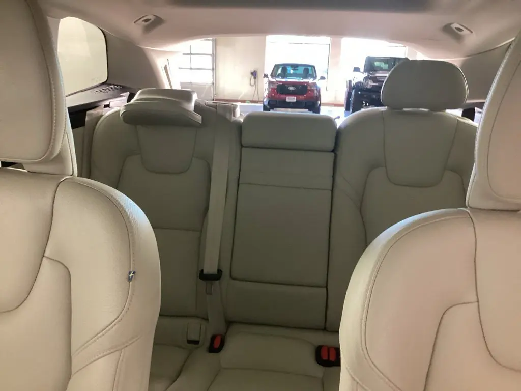 2019 Volvo XC60 - $20,767