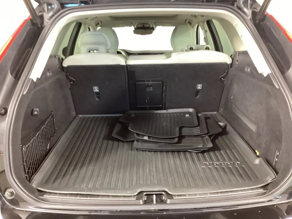 2019 Volvo XC60 - $20,767