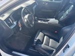 2019 XC60 Thumbnail 18