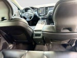 2019 XC60 Thumbnail 28