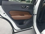 2019 XC60 Thumbnail 13