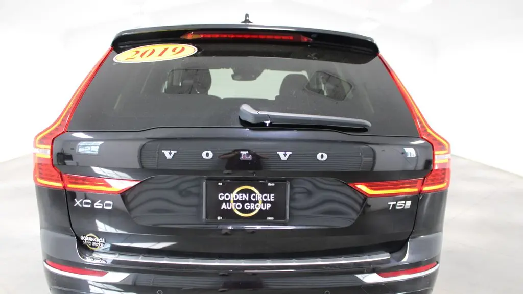 2019 Volvo XC60 T5 Inscription