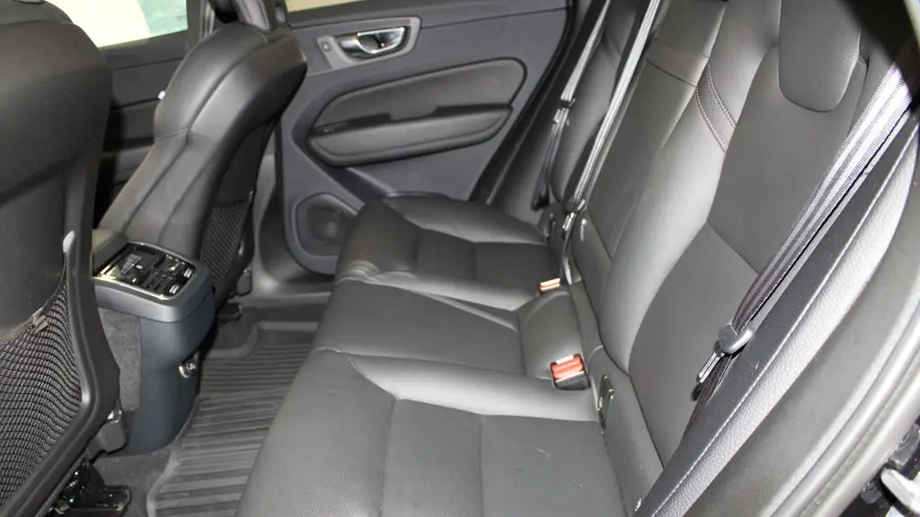 2019 Volvo XC60 T5 Inscription