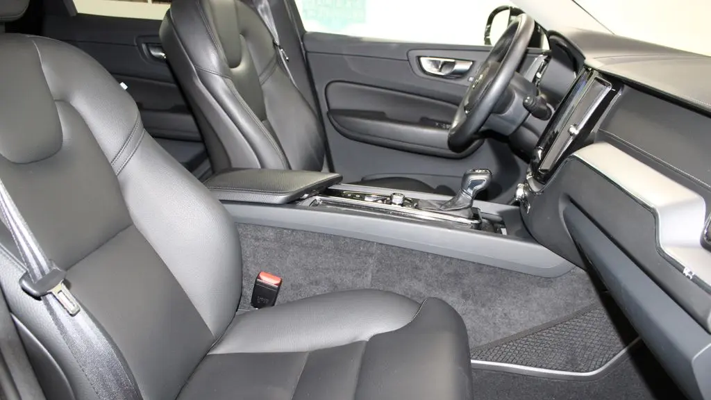 2019 Volvo XC60 T5 Inscription