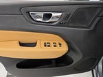 2019 XC60 Thumbnail 12
