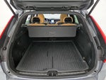 2019 XC60 Thumbnail 22