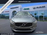 2019 XC60 Thumbnail 2