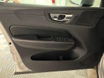 2019 XC60 Thumbnail 15