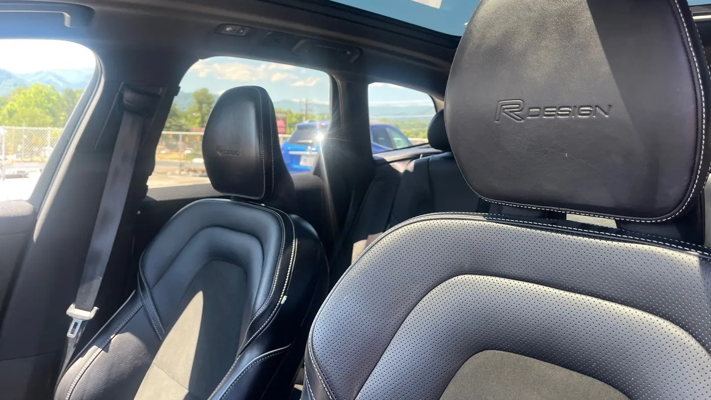 2019 Volvo XC60 T5 R-Design
