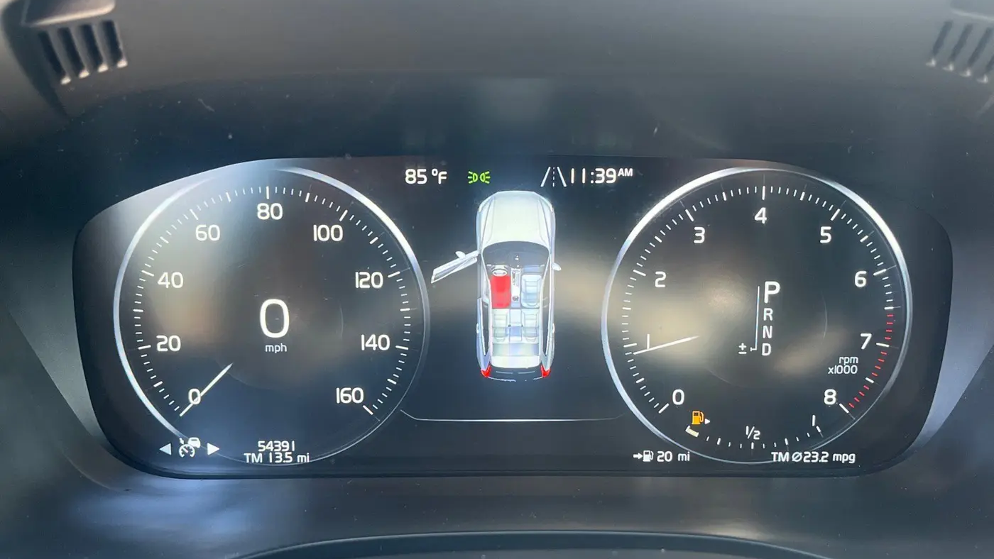 2019 Volvo XC60 T5 R-Design