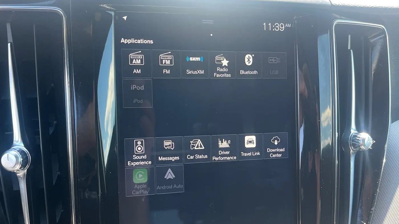 2019 Volvo XC60 T5 R-Design