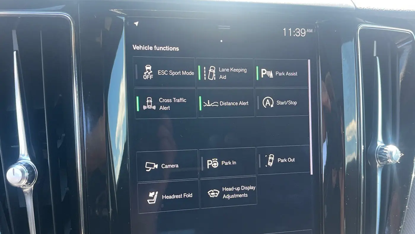 2019 Volvo XC60 T5 R-Design