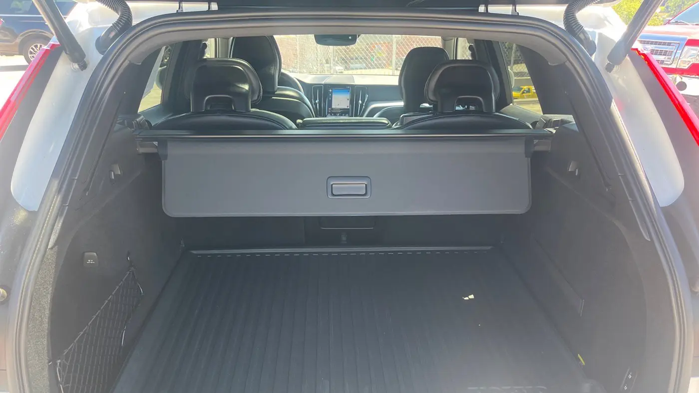 2019 Volvo XC60 T5 R-Design