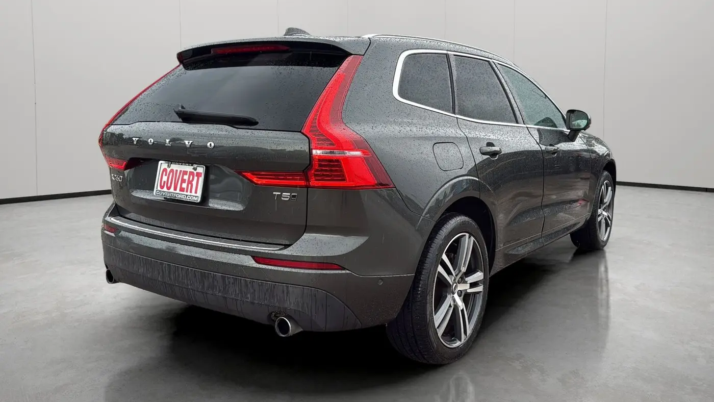 2019 Volvo XC60 T5 Momentum