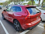 2019 XC60 Thumbnail 3
