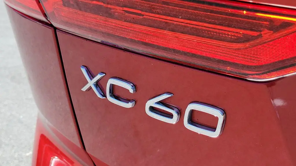 2019 Volvo XC60 T5 Momentum