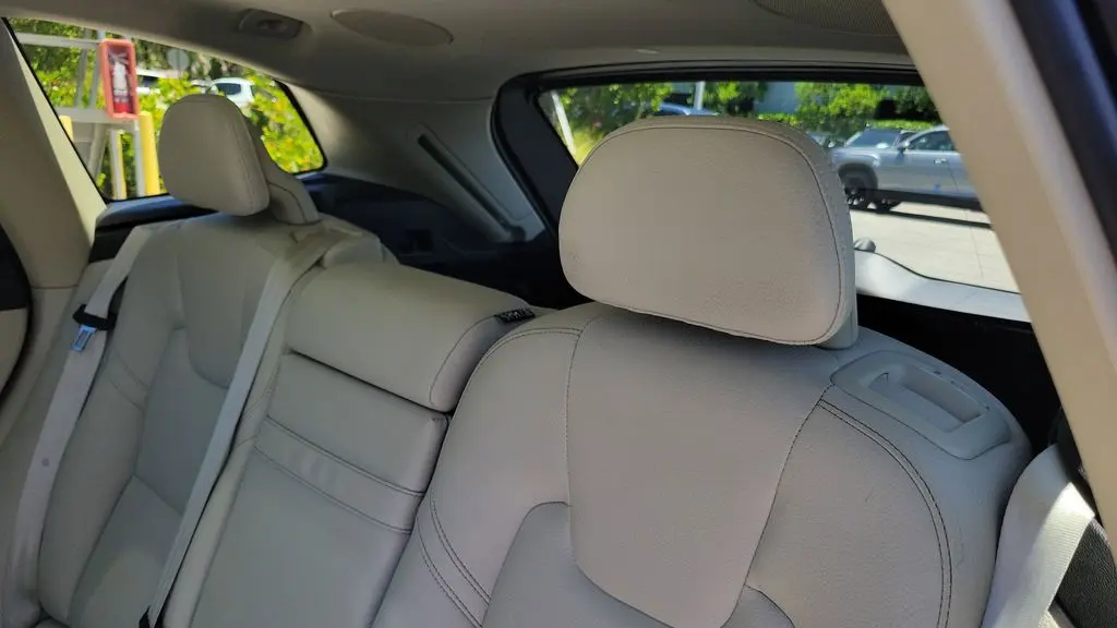 2019 Volvo XC60 T5 Momentum