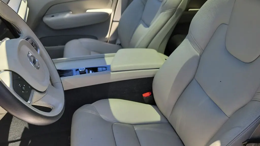 2019 Volvo XC60 T5 Momentum