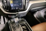 2018 XC60 Thumbnail 24
