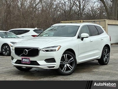 Photo of a 2018 Volvo XC60 AWD T5 Momentum 4DR SUV for sale