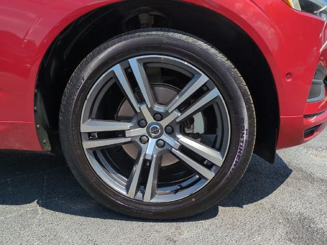 2019 Volvo XC60 - $18,310