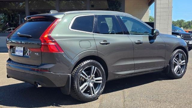 2019 Volvo XC60 T5 Momentum