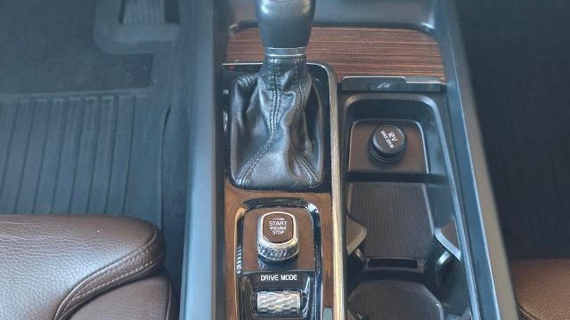 2019 Volvo XC60 T5 Momentum