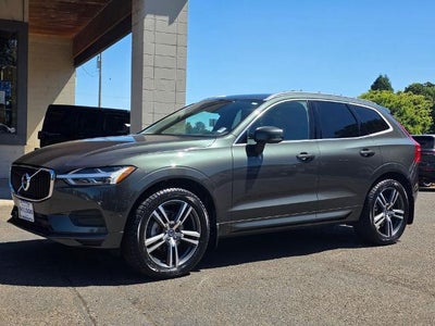 Photo of a 2019 Volvo XC60 AWD T5 Momentum 4DR SUV for sale