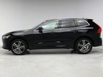 2018 XC60 Thumbnail 3