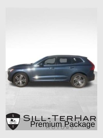 Photo of a 2019 Volvo XC60 AWD T5 Momentum 4DR SUV for sale
