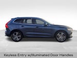 2019 XC60 Thumbnail 9